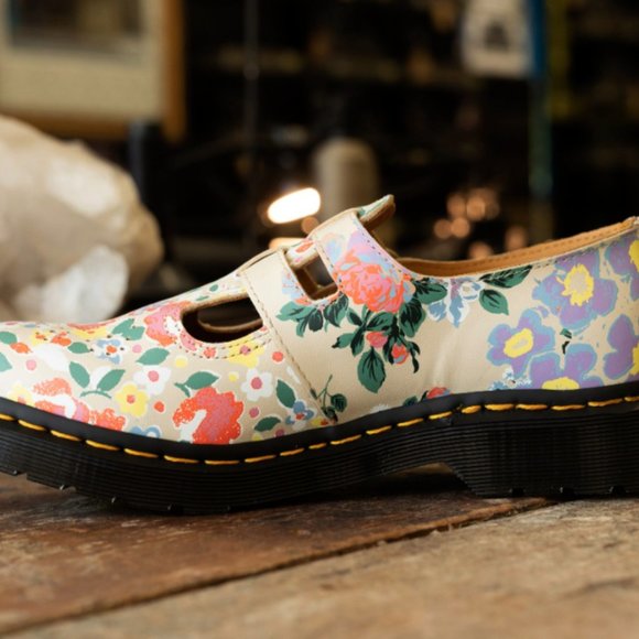 DR. MARTENS 8065 FLORAL MASH UP LEATHER MARY JANE MSRP$170 Super Cute - Picture 11 of 16